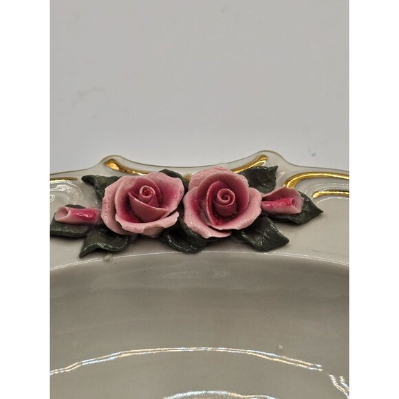 Pair of Antique Dresden Ashtrays for 2 Delicate Coquette Roses and Gold Details - Picture 9 of 10